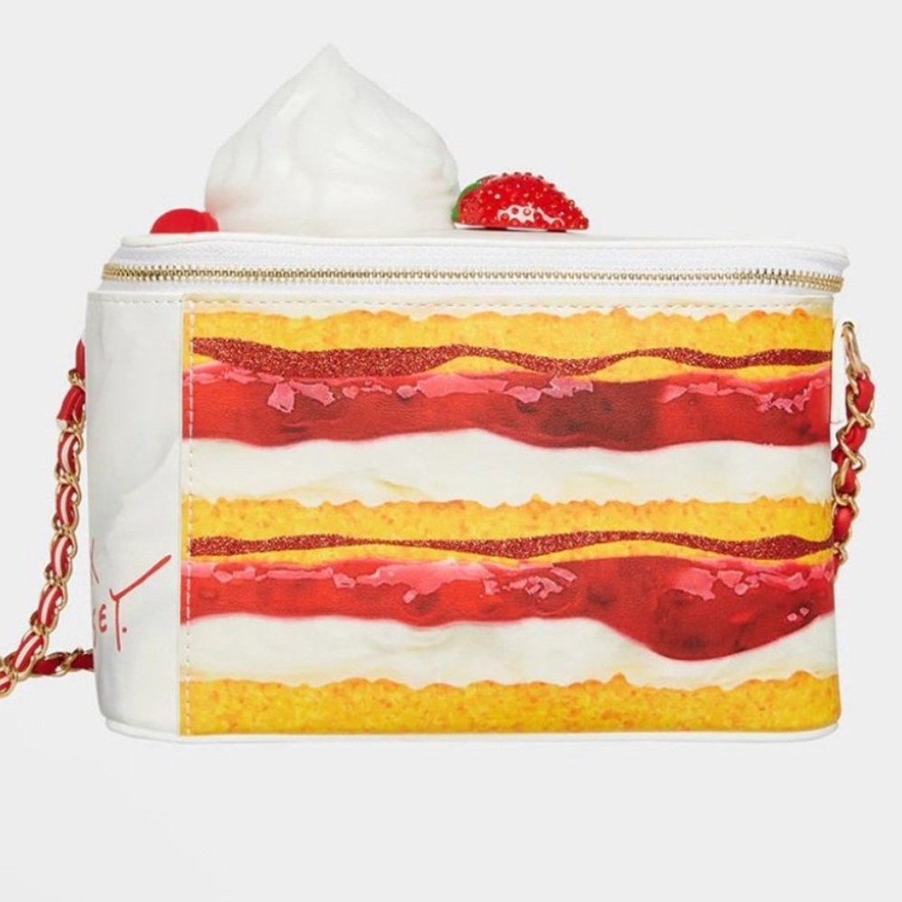 Betsey Johnson Kitsch strawberry shortcake novelty  Crossbody bag limited Ed